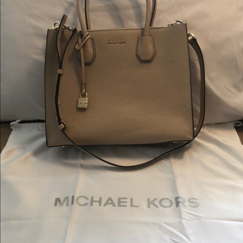 Michael Kors Mercer Large Leather Tote